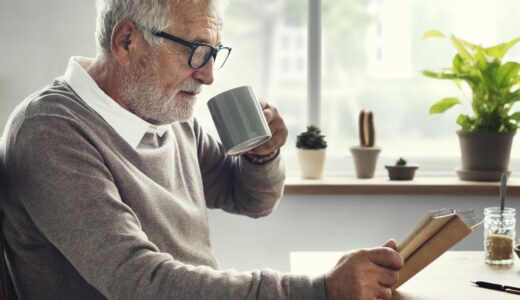 定年退職する方にメッセージを贈る際のポイントと注意点を解説